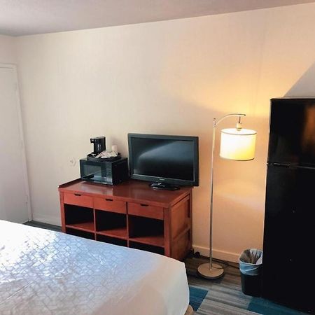 Motel Super 8 By Wyndham San Jose Airport à Santa Clara Extérieur photo