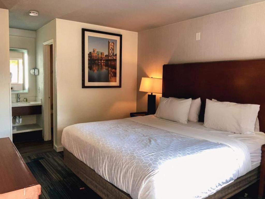 Motel Super 8 By Wyndham San Jose Airport à Santa Clara Extérieur photo